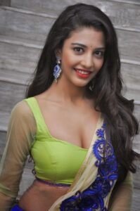 imgi_14_Hot-indian-girls-images-12